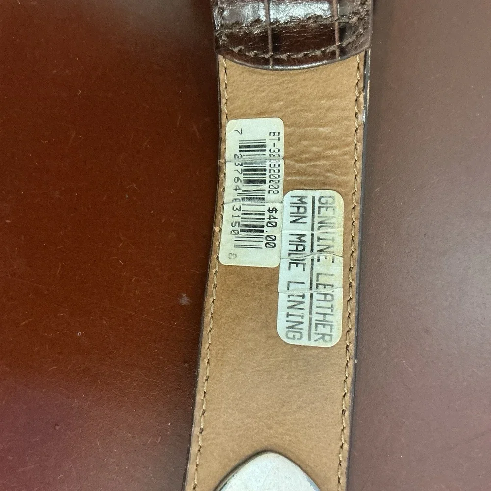 Vintage Fossil Women's Belt Size M Leather Silver Tone Conchos‎ Floral Western